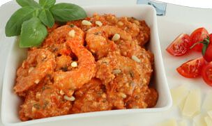 Prawns "Pesto Rosso